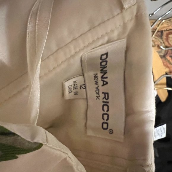 Donna Ricco New York Size 12- White Halter Floral & Pineapple Tropical Dress - Picture 4 of 10